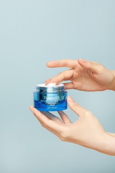 TERRAZEN AQUA RECHARGE 24H MOIST CREAM Інтенсивно зволожуючий крем для обличчя 50 ml