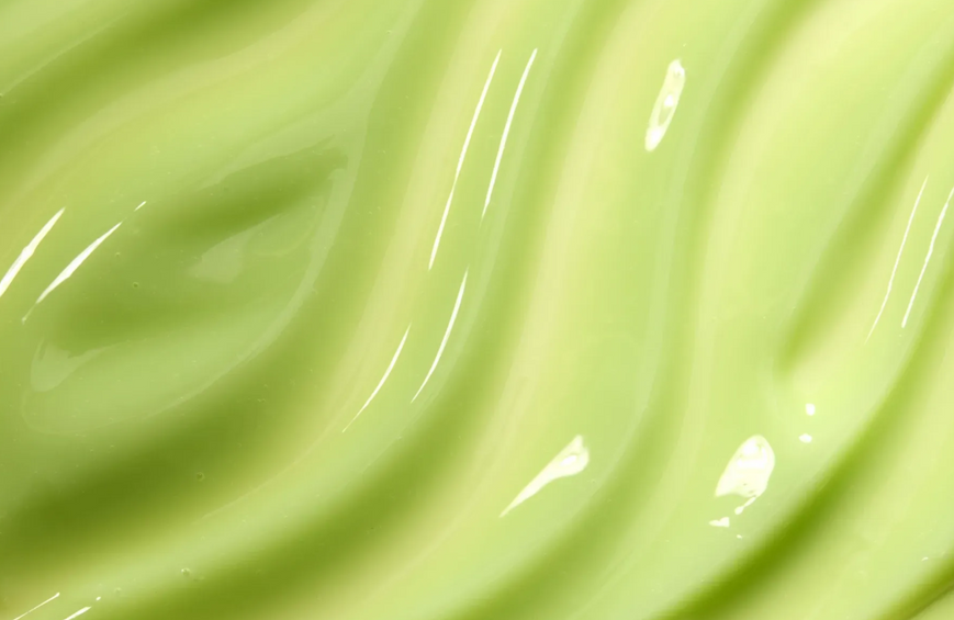 The Body Shop Born Lippy Matcha Latte Блиск для губ 10 ml