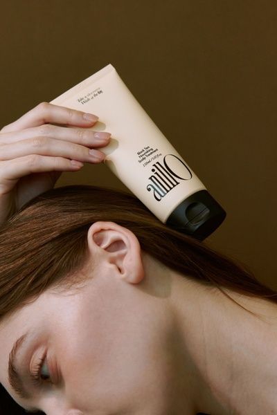 ANILLO Black Tea Nourishing Scalp Treatment Живильна зміцнююча маска 150 ml