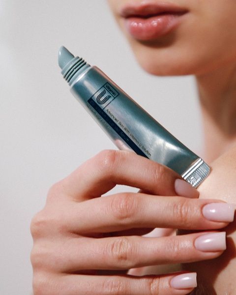 CUSKIN Vitamin U Lip Veil Serum Пептидна сироватка для губ з вітаміном U та волюфіліном 10 g