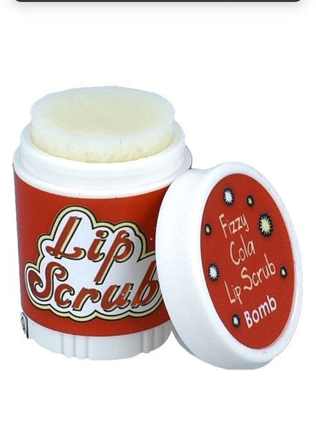 Bomb Cosmetics Fizzy Cola Lip Scrub Скраб для губ Кока-Кола 4.5 g