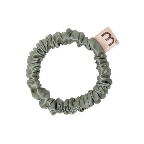 MON MOU SILK SLIM SCRUNCHIE OLIVE Тонка оливкова резинка з натуральногошовку 1 шт
